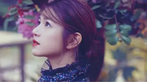 车澈乃万街头拥抱